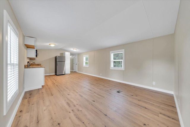 9467 Truevine RD, Glade Hill, VA 24092