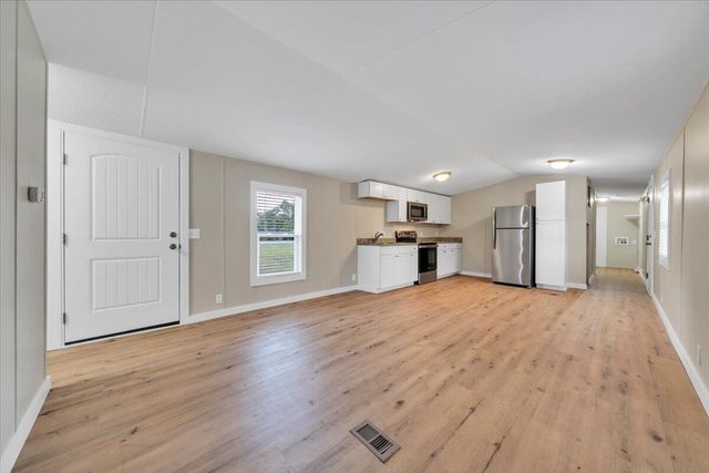 9467 Truevine RD, Glade Hill, VA 24092