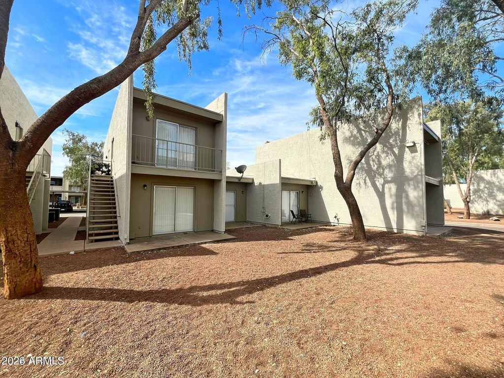 2832 E LE MARCHE Avenue, Phoenix, AZ 85032 — photo 2