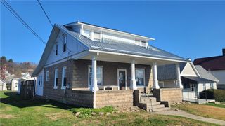 712 Todd Ave, Ellwood City, PA 16117