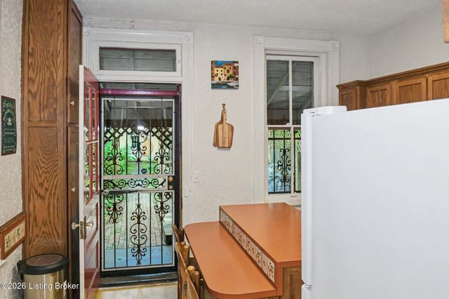 1218 S Floyd St, Louisville, KY 40203