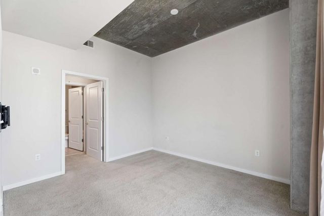 400 W Peachtree NW Street 3115, Atlanta, GA 30308