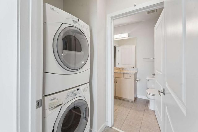 400 W Peachtree NW Street 3115, Atlanta, GA 30308