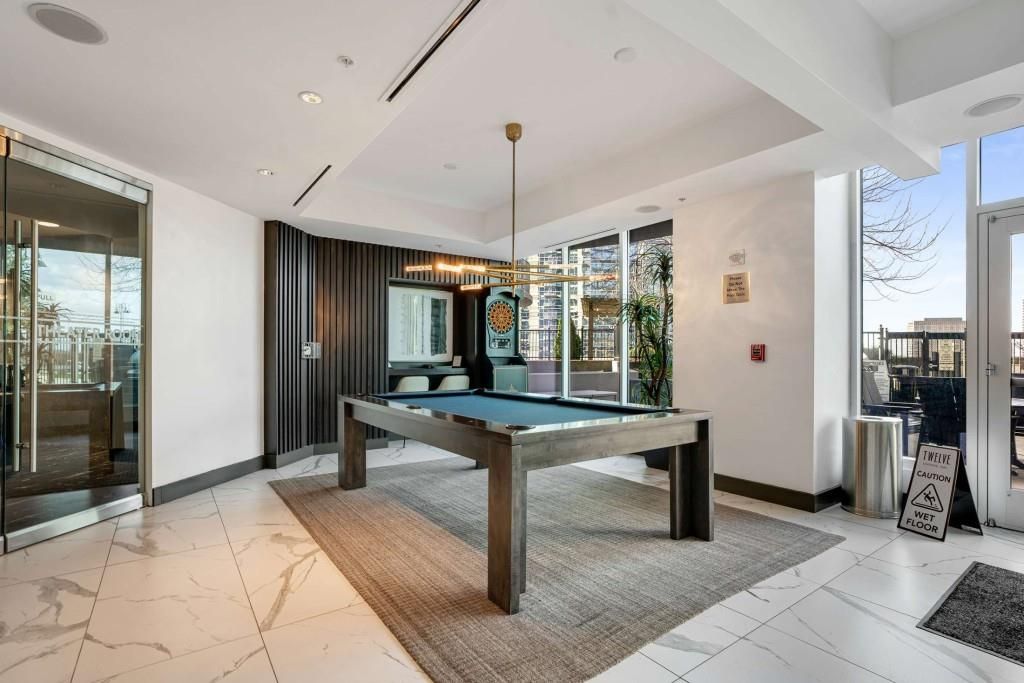 Image 29 of property listing at 400 W Peachtree Street NW 3115, Atlanta, GA 30308