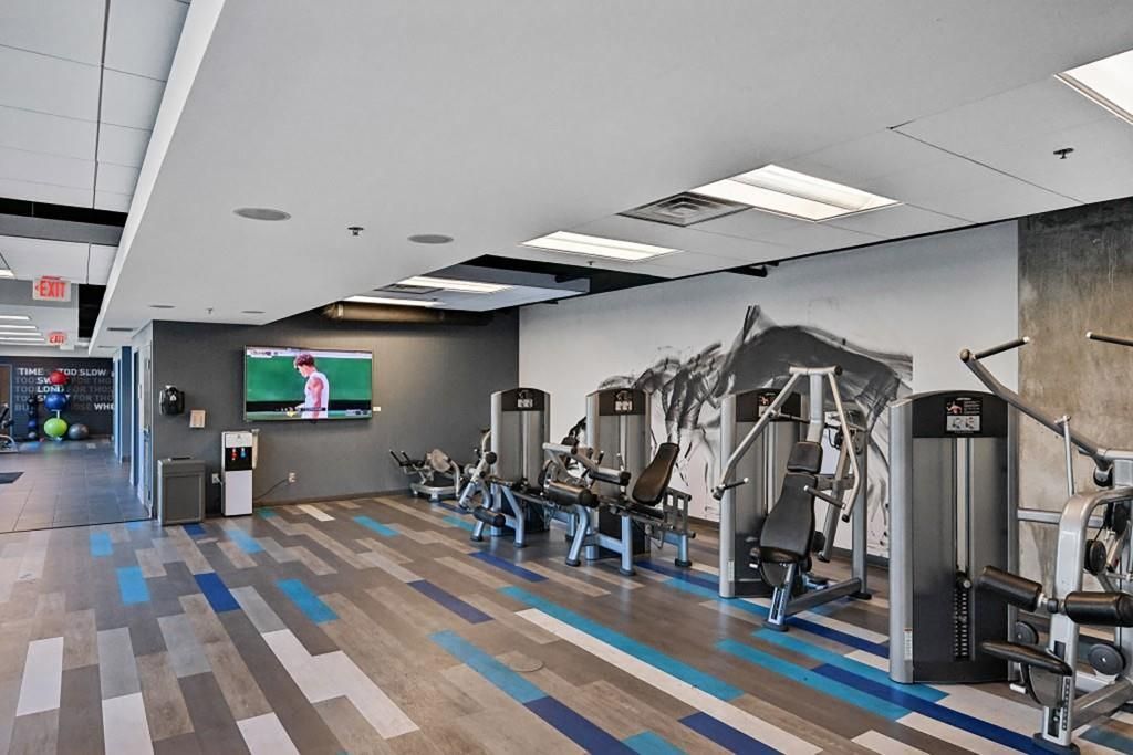 Image 37 of property listing at 400 W Peachtree Street NW 3115, Atlanta, GA 30308