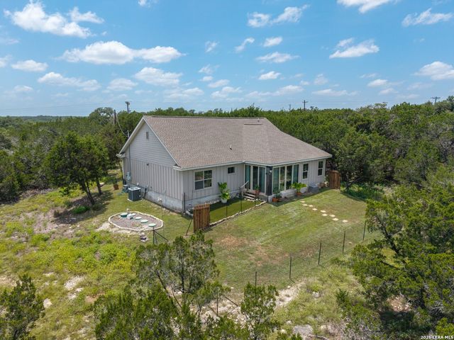 2295 Tanglewood Trl, Spring Branch, TX 78070