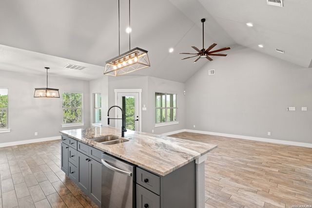 2295 Tanglewood Trl, Spring Branch, TX 78070