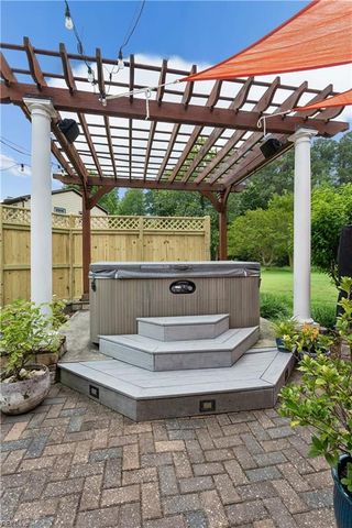 125 River Point DR, Yorktown, VA 23693