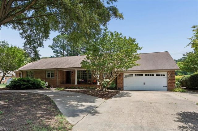 125 River Point DR, Yorktown, VA 23693