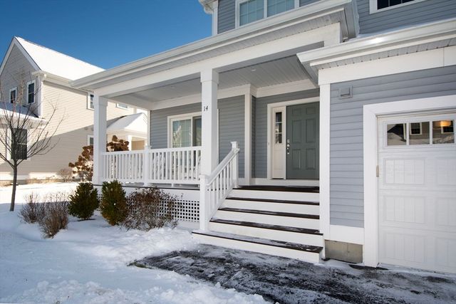 14 Mariners Way 14, Plymouth, MA 02360