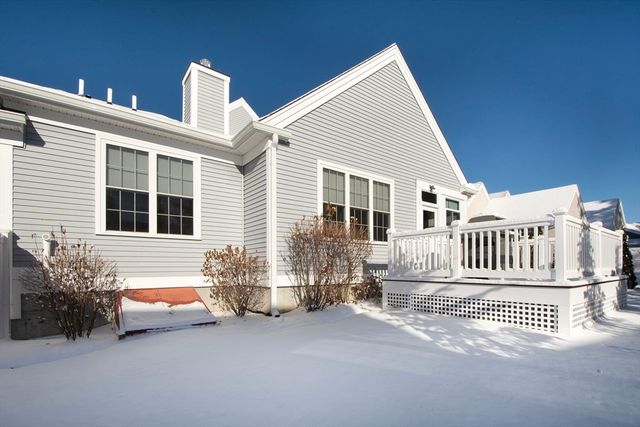 14 Mariners Way 14, Plymouth, MA 02360