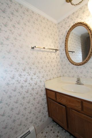 297 Gregory Street 11, Aurora, IL 60504
