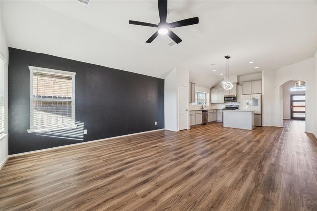 10318 Muir Bend Drive, Rosharon, TX 77583