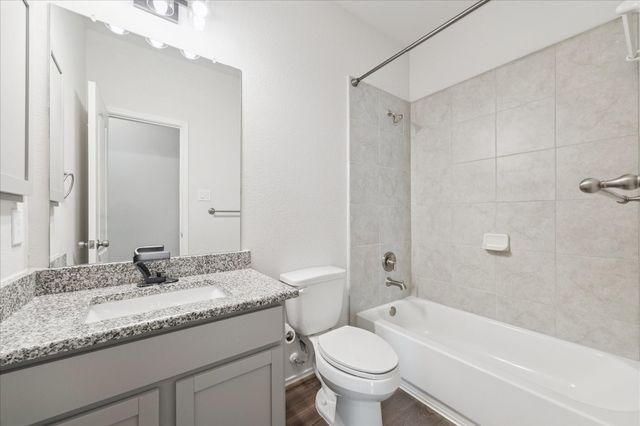 10318 Muir Bend Drive, Rosharon, TX 77583