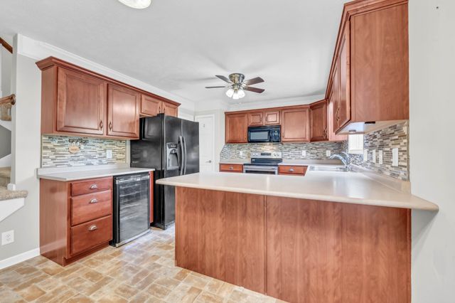 632 Winding Bluff Way, Clarksville, TN 37040