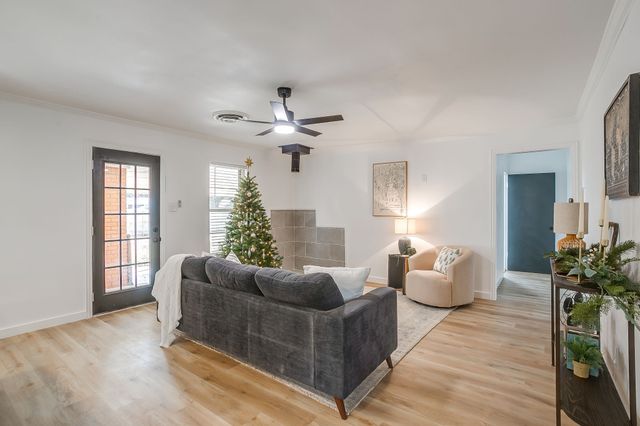 1327 Southern Boulevard, Cleburne, TX 76033