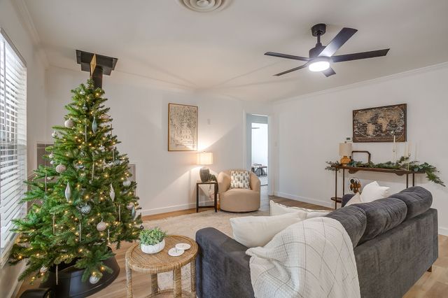 1327 Southern Boulevard, Cleburne, TX 76033