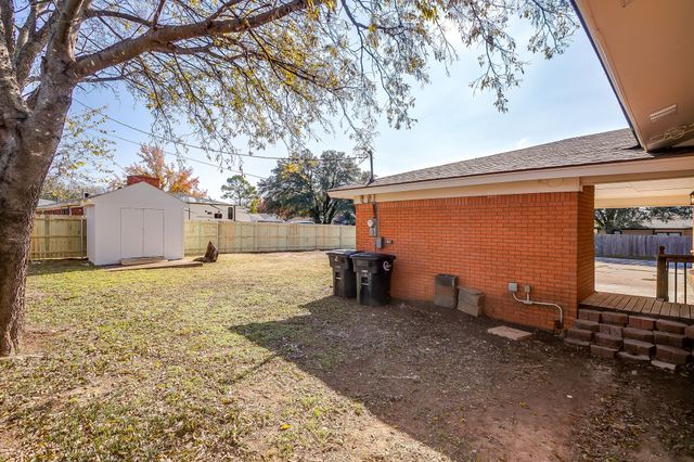 1327 Southern Boulevard, Cleburne, TX 76033