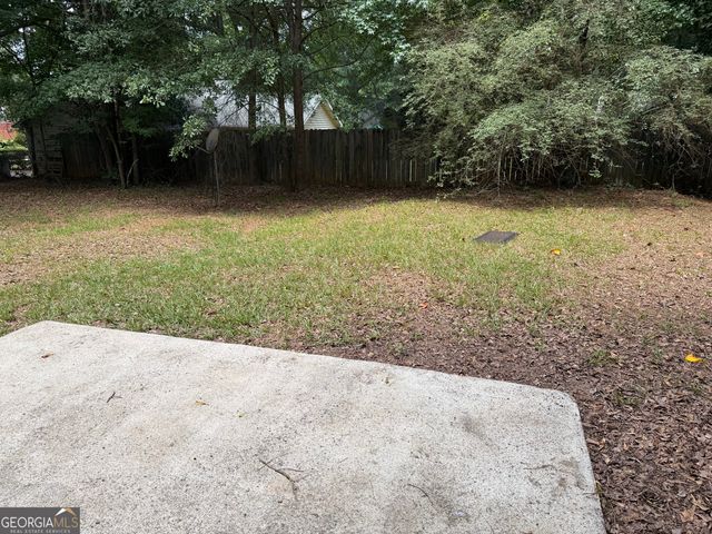 1220 N Hampton Drive, Hampton, GA 30228