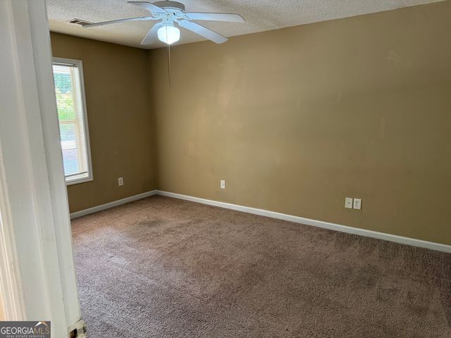 1220 N Hampton Drive, Hampton, GA 30228