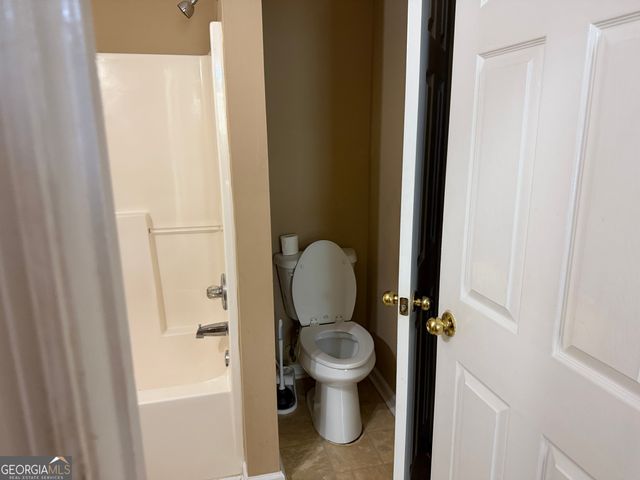 1220 N Hampton Drive, Hampton, GA 30228