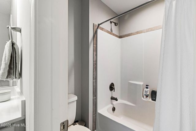 6017 Duxbury Court, Leland, NC 28451