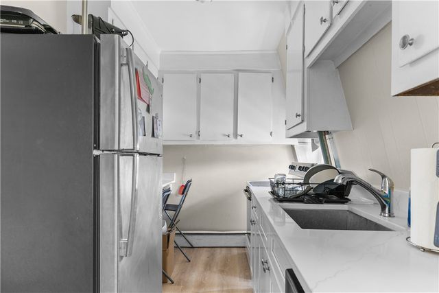 501 Spring Street 3, Newport, RI 02840