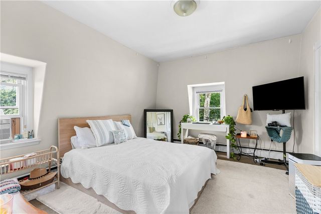 501 Spring Street 3, Newport, RI 02840