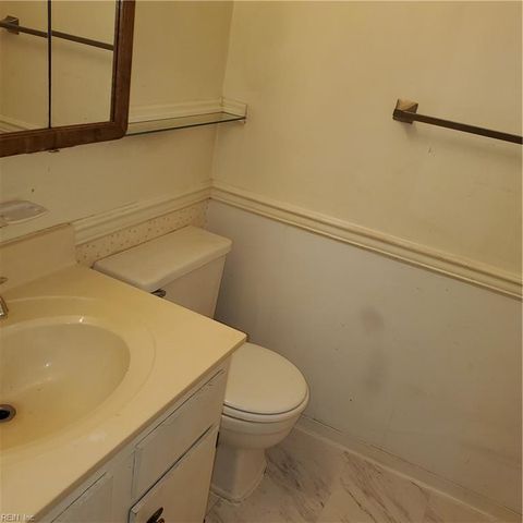 953 Dallas CT, Virginia Beach, VA 23464