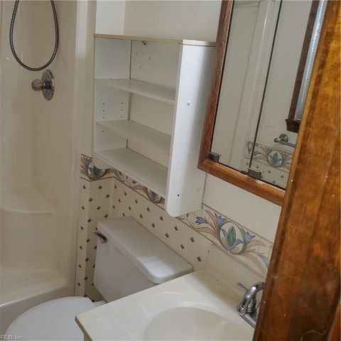 953 Dallas CT, Virginia Beach, VA 23464