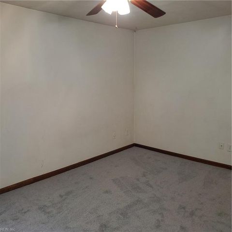 953 Dallas CT, Virginia Beach, VA 23464