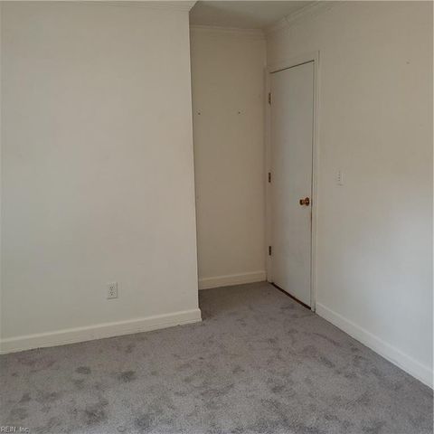 953 Dallas CT, Virginia Beach, VA 23464