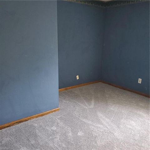 953 Dallas CT, Virginia Beach, VA 23464