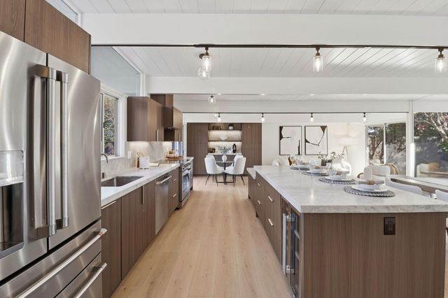 2275 Allegheny Way, San Mateo, CA 94402