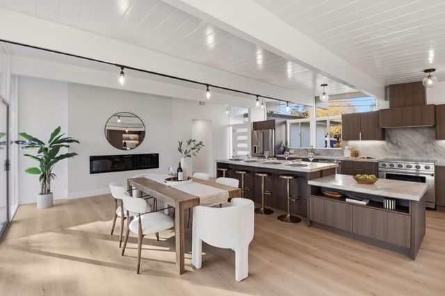 2275 Allegheny Way, San Mateo, CA 94402