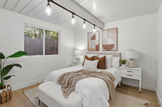 2275 Allegheny Way, San Mateo, CA 94402