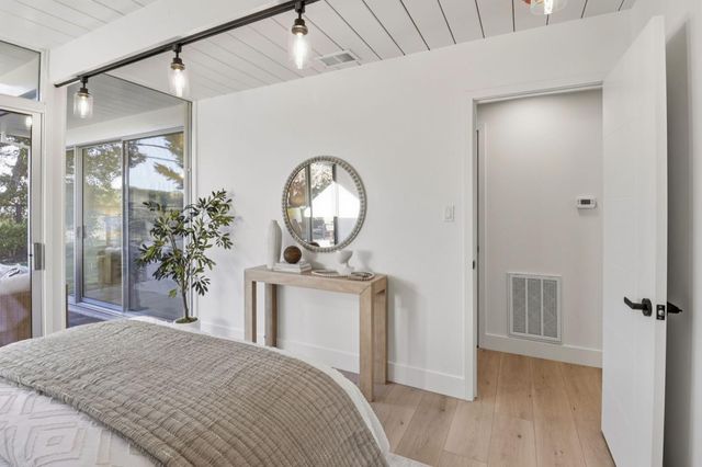 2275 Allegheny Way, San Mateo, CA 94402