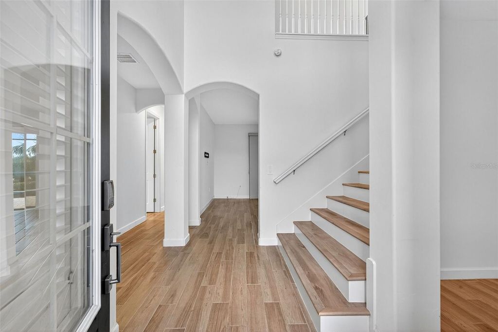 Image 13 of property listing at 4852 COASTAL DAYS LANE, Bradenton, FL 34211