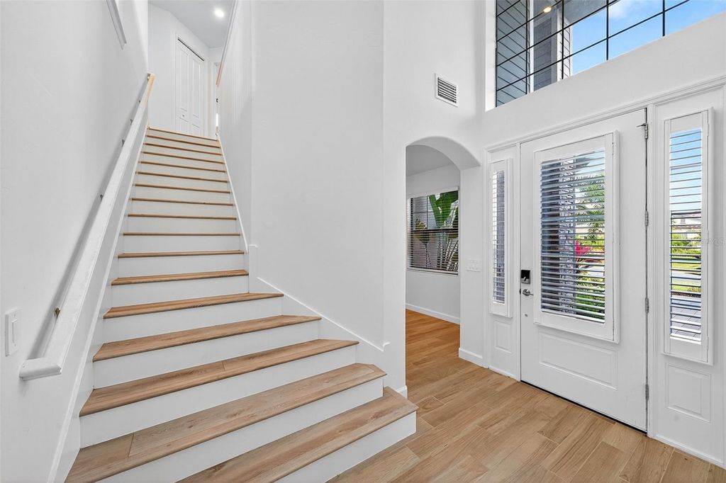 Image 15 of property listing at 4852 COASTAL DAYS LANE, Bradenton, FL 34211