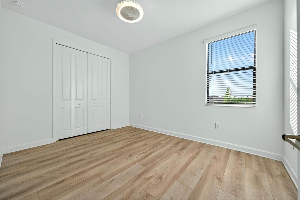 Image 52 of property listing at 4852 COASTAL DAYS LANE, Bradenton, FL 34211