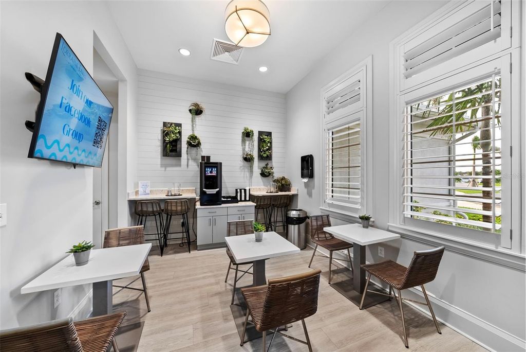 Image 90 of property listing at 4852 COASTAL DAYS LANE, Bradenton, FL 34211