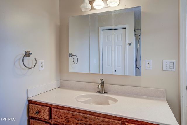 25 Briar Patch Lane, Greeneville, TN 37745