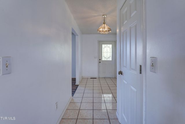 25 Briar Patch Lane, Greeneville, TN 37745