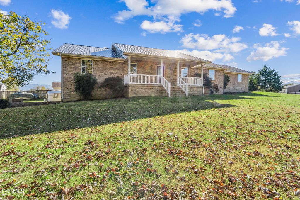 25 Briar Patch Lane, Greeneville, TN 37745