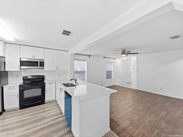 3630 Lazy Clover, San Antonio, TX 78261