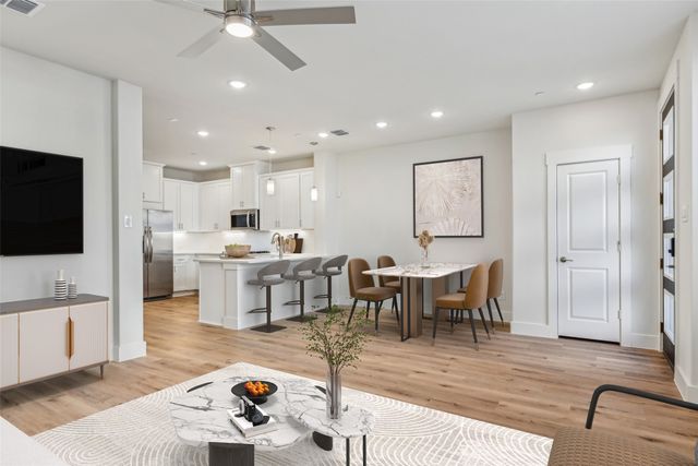12895 Raven Way 35, Farmers Branch, TX 75234