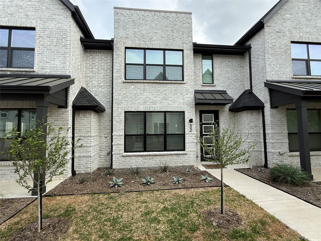 12895 Raven Way 35, Farmers Branch, TX 75234