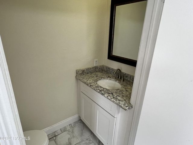 3 Flagg Place B-1, Lafayette, LA 70508