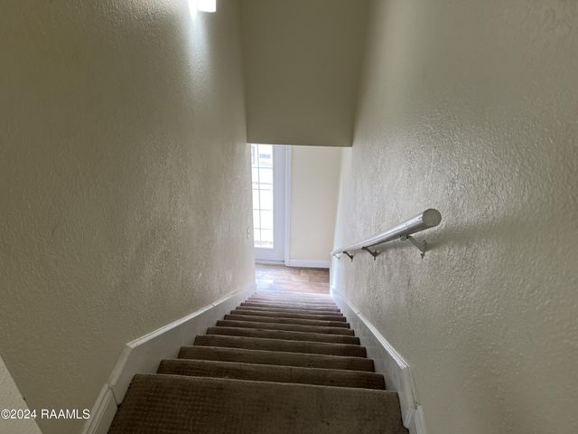 3 Flagg Place B-1, Lafayette, LA 70508