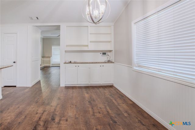 303 Turtle Rock Drive, Victoria, TX 77904